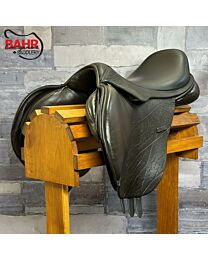 Used 17" Custom Jump Close Contact Saddle - #172030