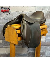 Used 17" Prestige Elegance Close Contact Saddle - #172031