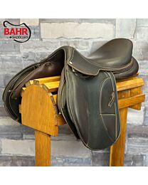 Used 17.5" Arion AR101 3 Close Contact Saddle - #168182
