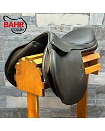 Used 17.5" Equipe Emporio Close Contact Saddle - #155571