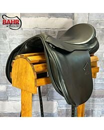 Used 17.5 Parelli Fluidity All Purpose Saddle - #172161