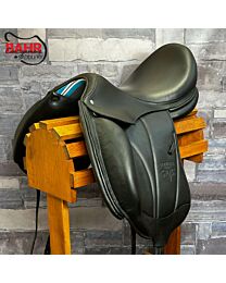 Used 18" Voltaire Adelaide Monoflap Dressage Saddle - #168857